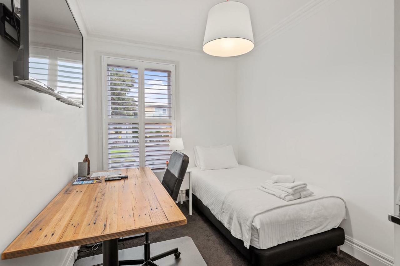 Bed and breakfast Work Sleep Live Ville de Melbourne Extérieur photo